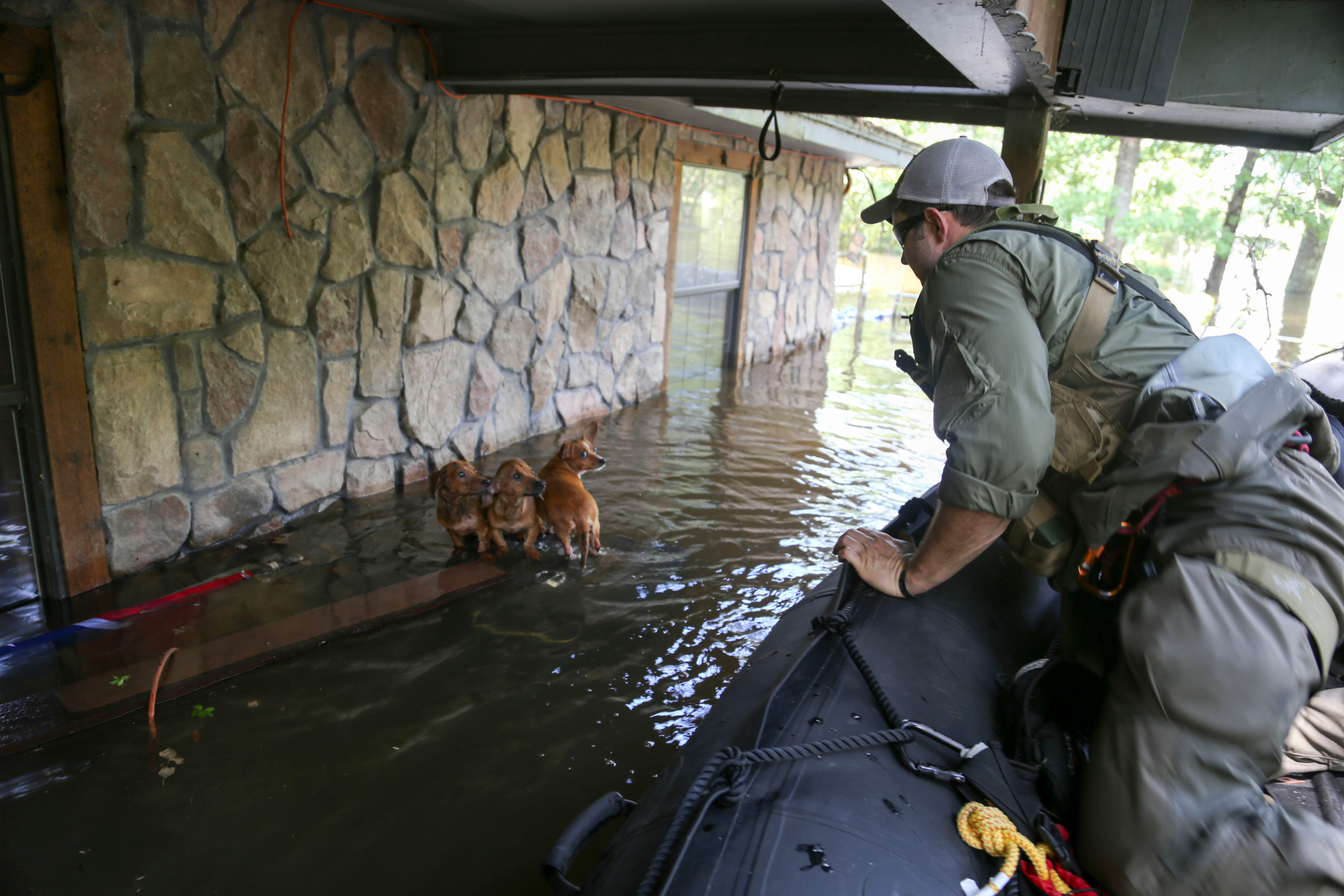 California Air National Guard with the 129th Rescue Wing continue to conduct water rescue operations in Vidor, Texas, Aug. 31, 2017, in the wake of Hurricane Harvey.
